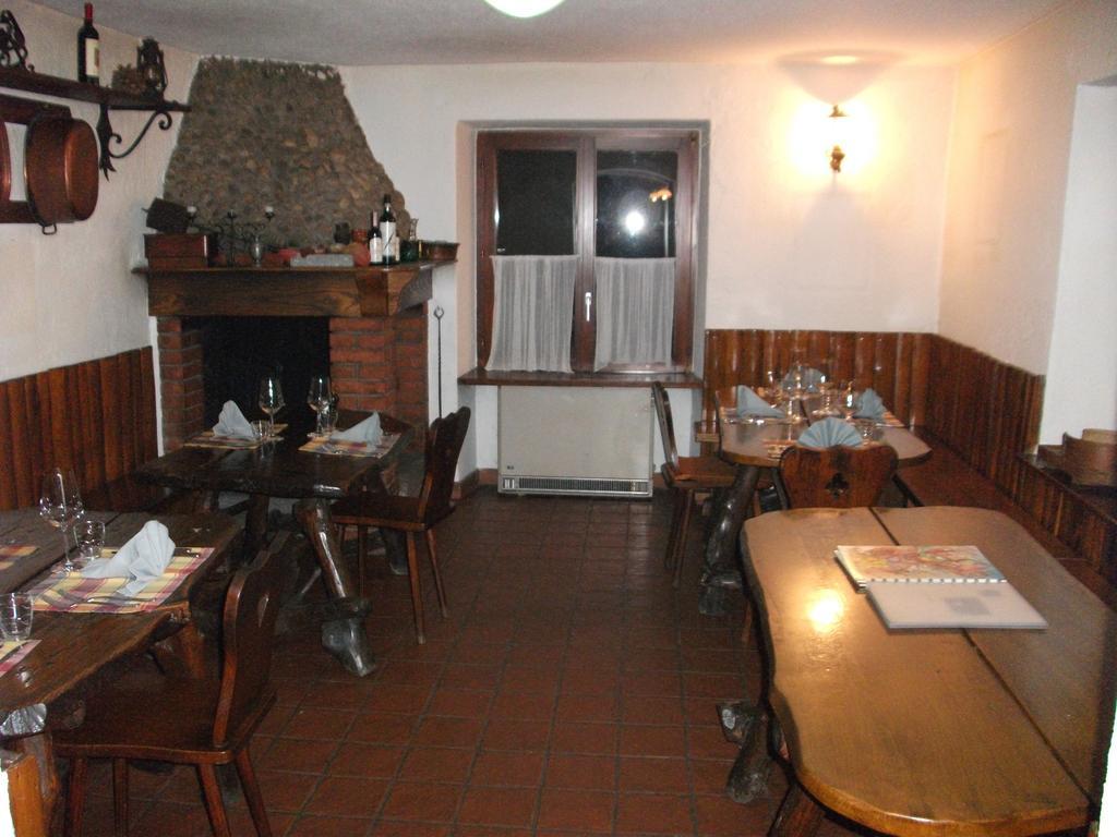 Grotto Pergola Bed & Breakfast Giornico Bagian luar foto